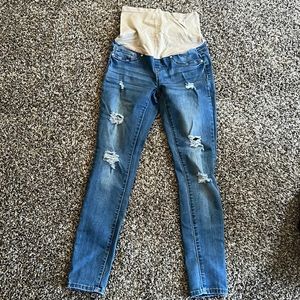 Ripped light blue maternity Jeans